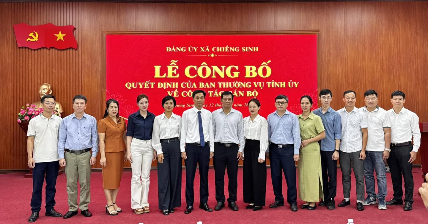 CHIỀNG SINH CÔNG BỐ QUYẾT ĐỊNH CỦA BAN THƯỜNG VỤ TỈNH ỦY VỀ CÔNG TÁC CÁN BỘ