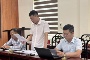 Ban Kinh tế - Ngân sách HĐND xã họp cho ý kiến dự thảo báo cáo giám sát chuyên đề Tiểu dự án 2 - Dự án 9.